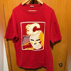 Vintage Waves Red calgary flames Graphic Tee